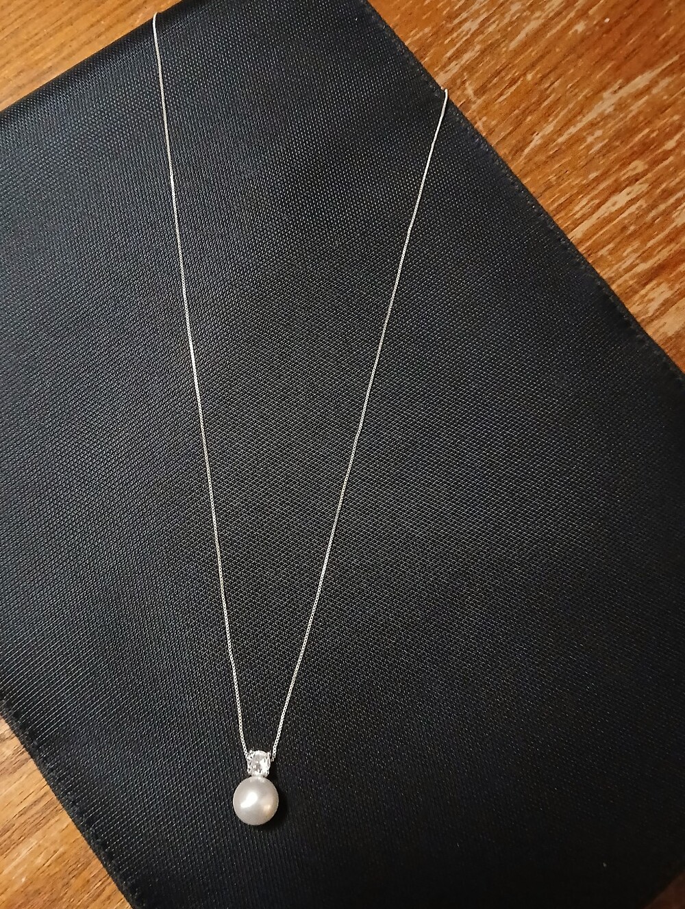 Classic Silver Pearl Pendant Necklace - White Pearl